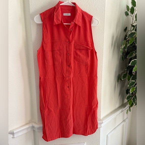 Equipment 100% Silk Dress - Picture 2 of 7